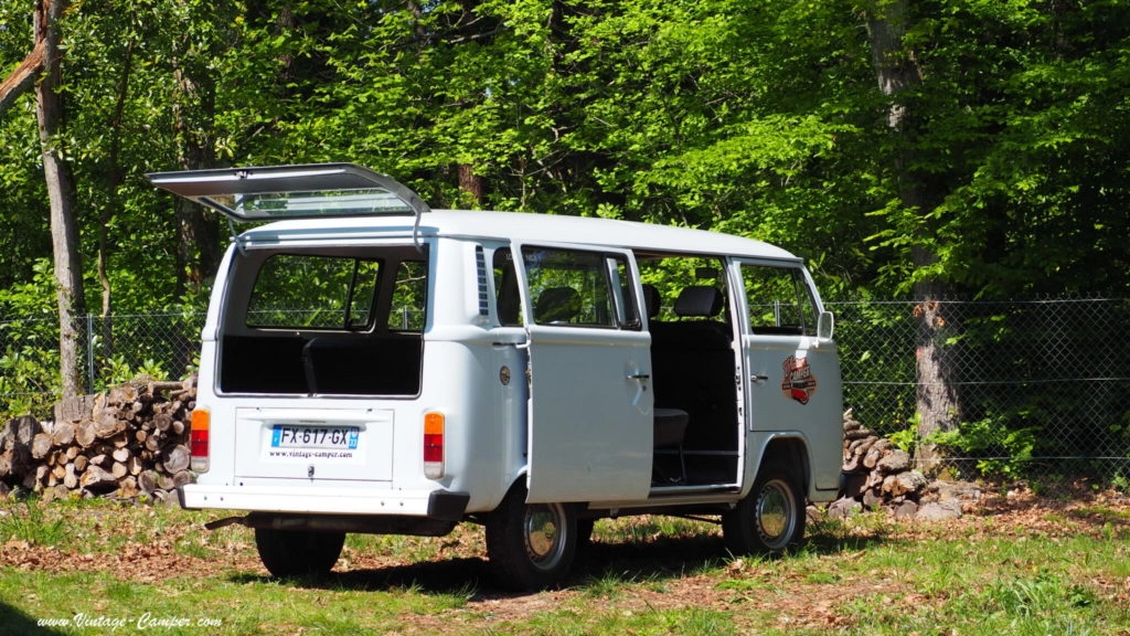 VOLKSWAGEN COMBI 4