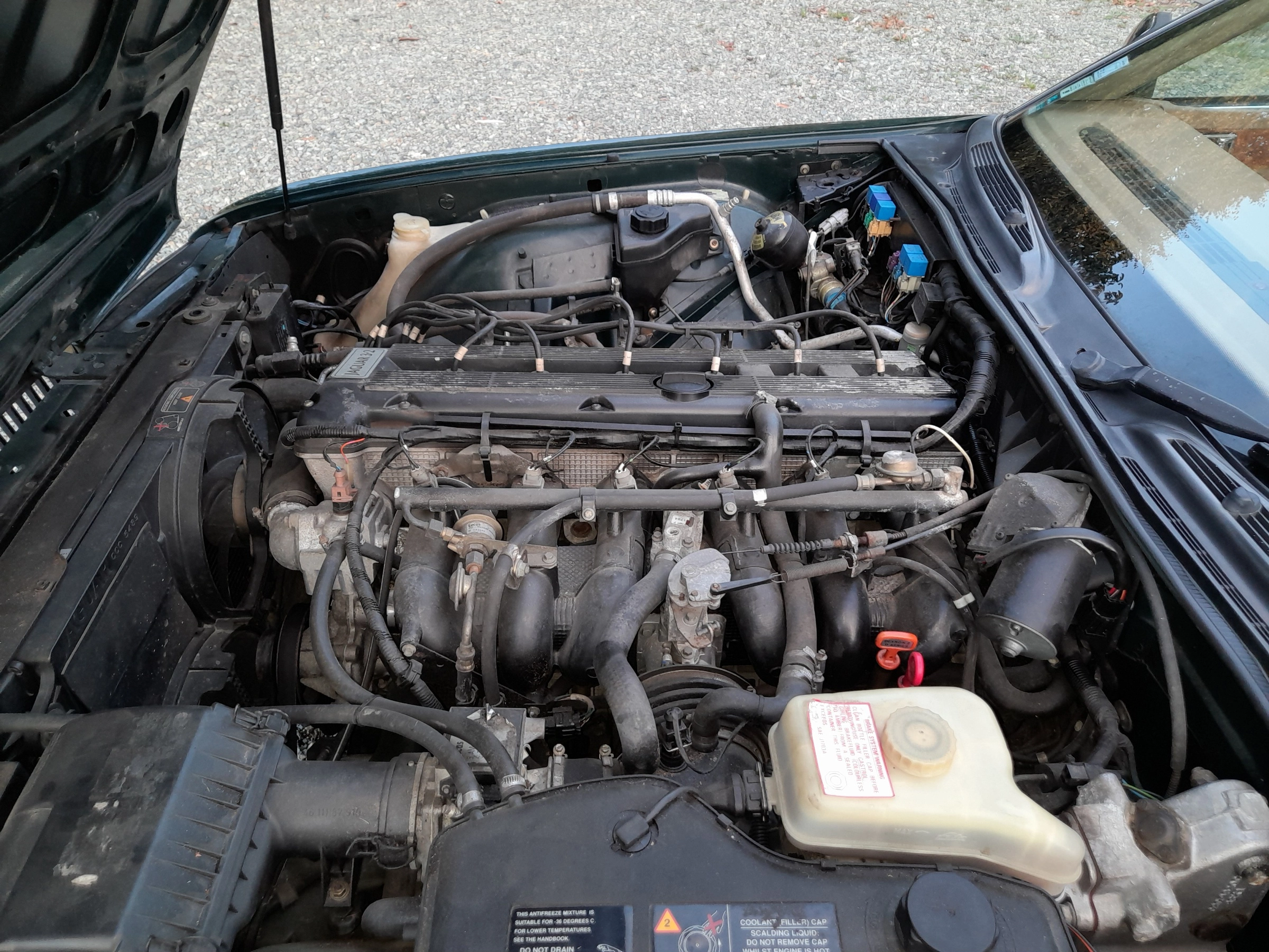 JAGUAR Xj40 4