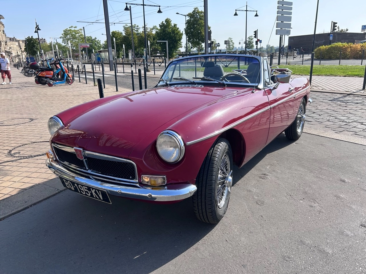 MG