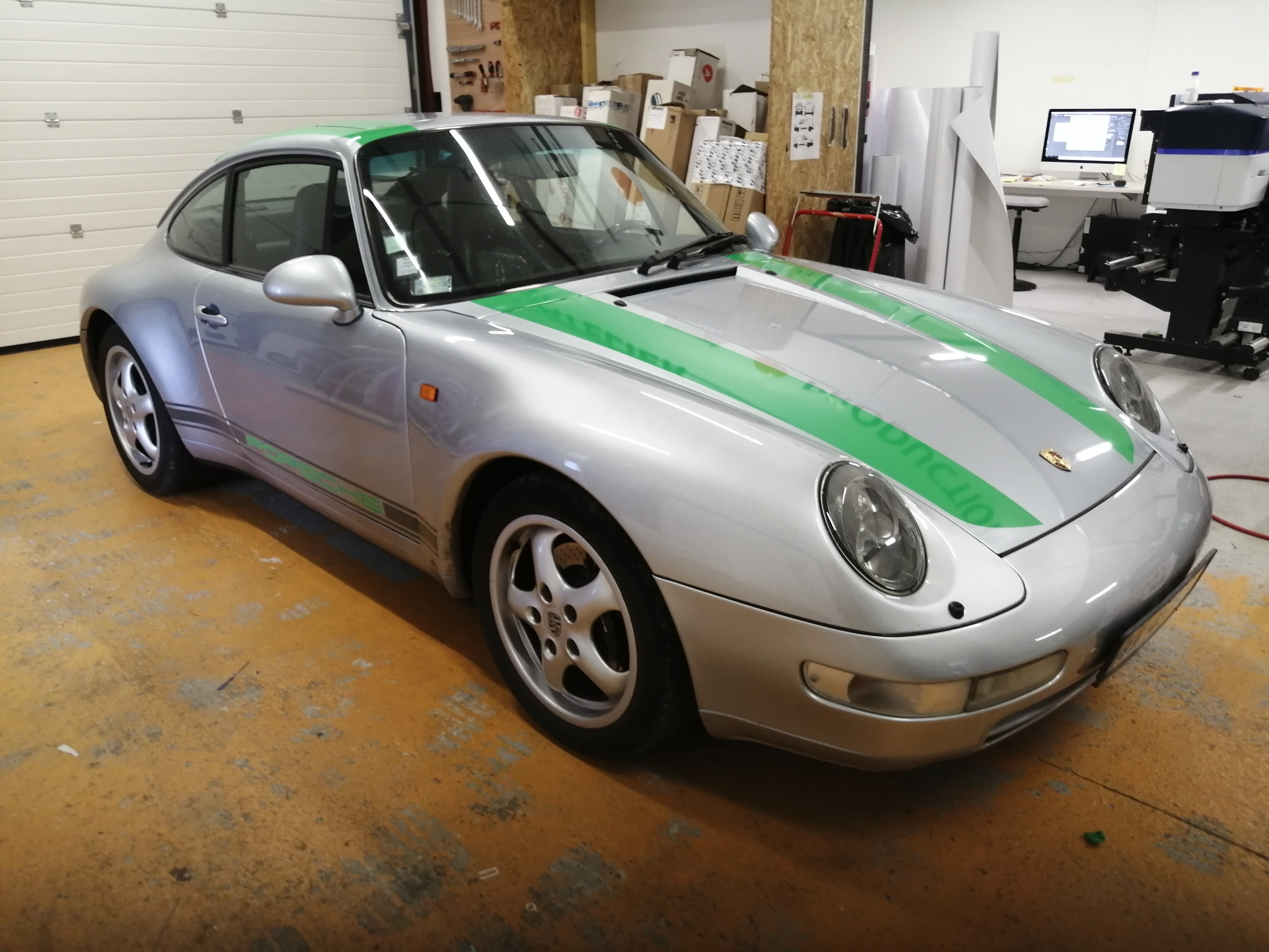 PORSCHE 911 1
