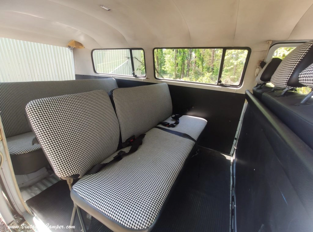 VOLKSWAGEN COMBI 3