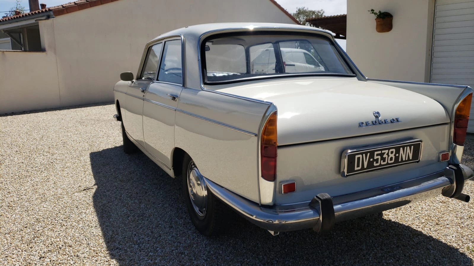 PEUGEOT 404 2