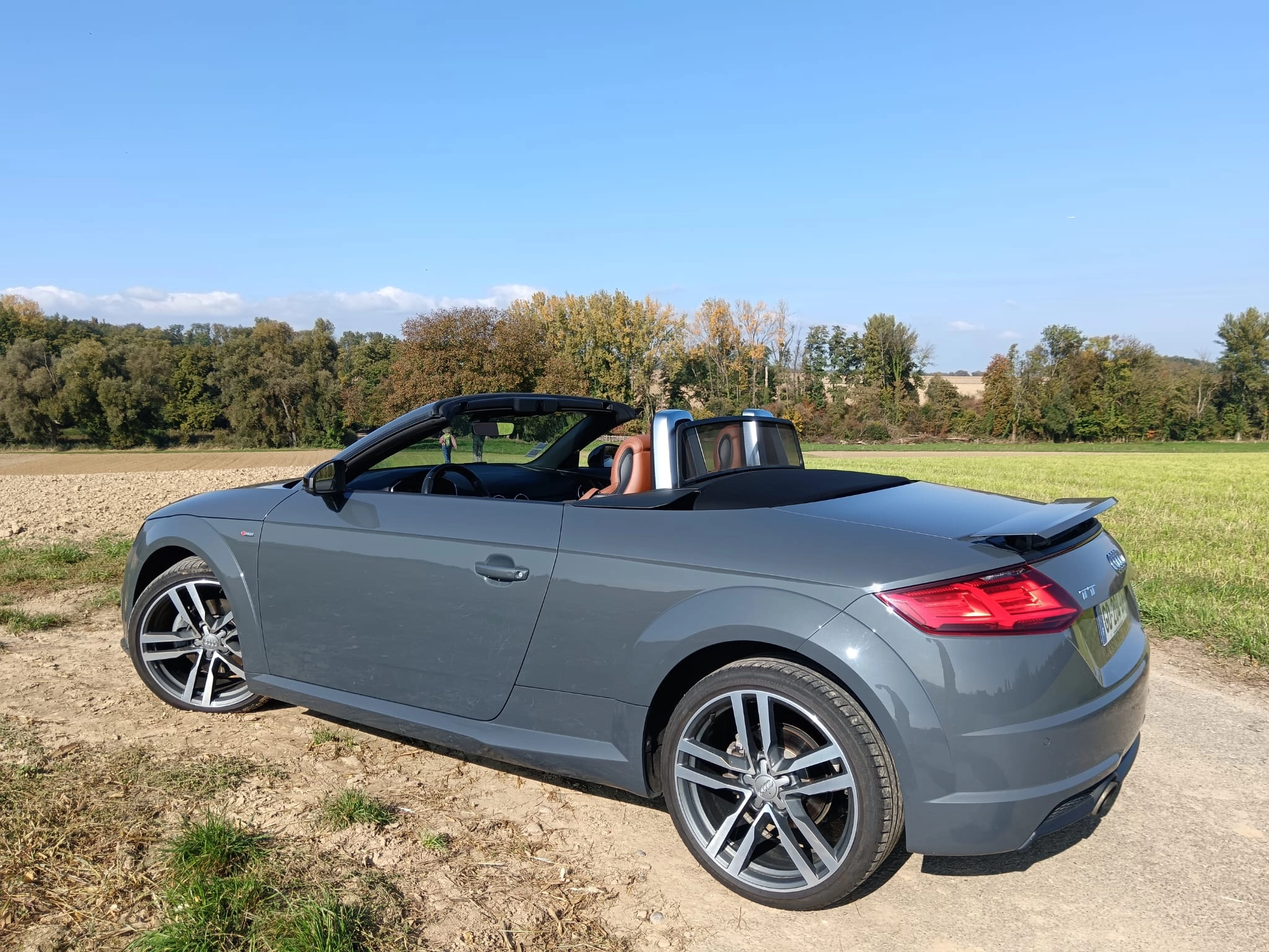 AUDI TT Roadster cabriolet 4