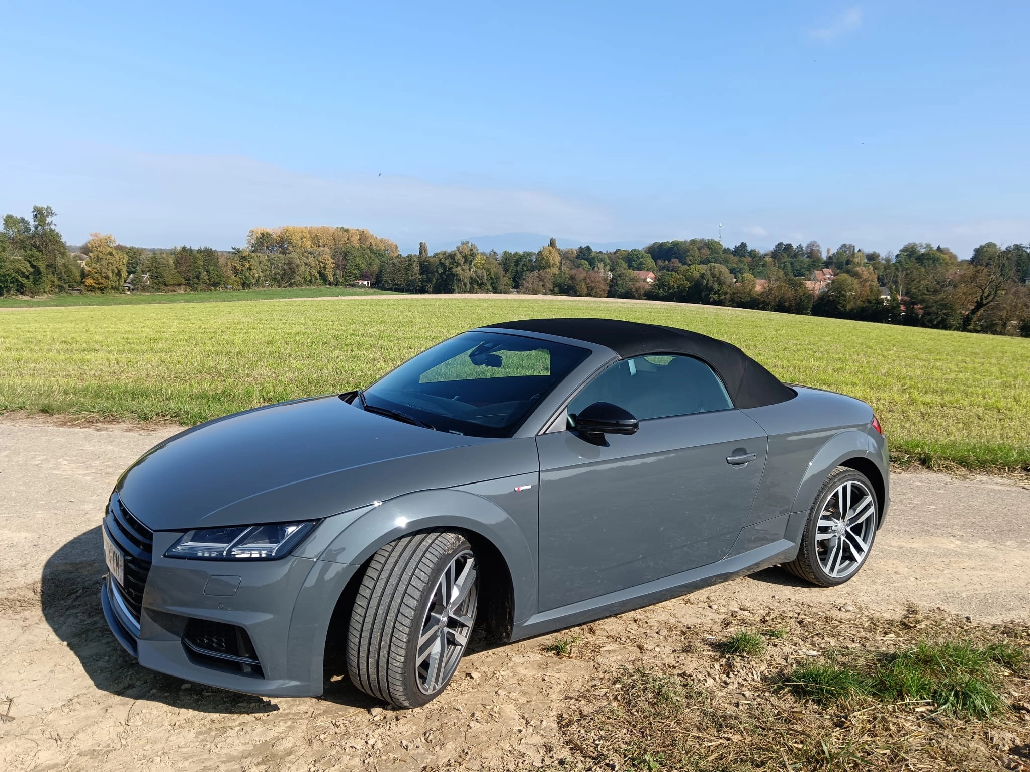 AUDI