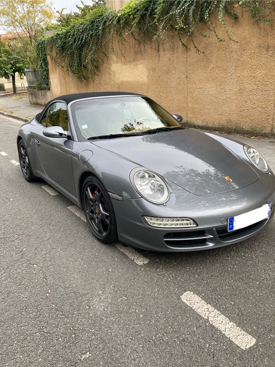 PORSCHE 911 Type 997 Carrera S Cab 8