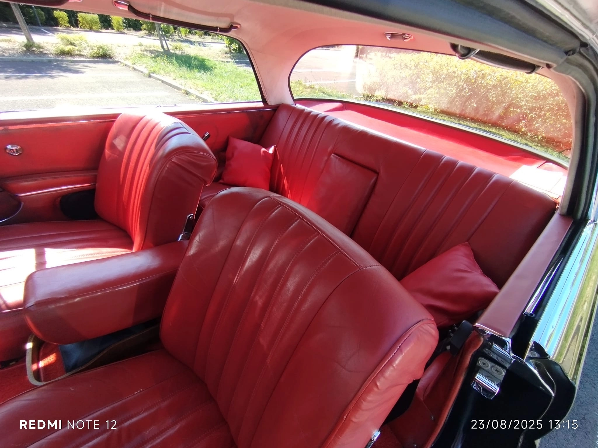 MERCEDES W111 coupé 220se 4