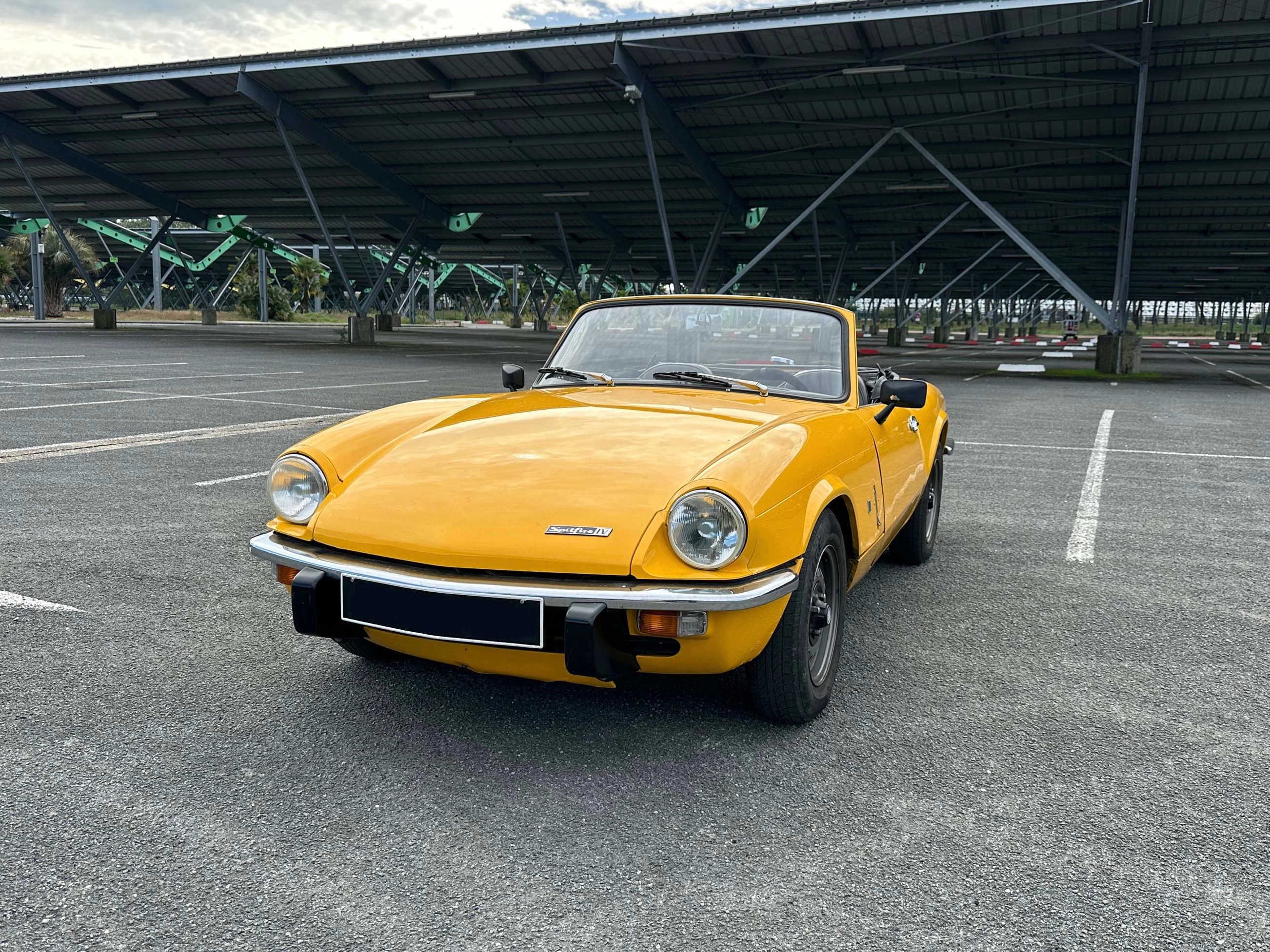TRIUMPH Spitfire MK4 0