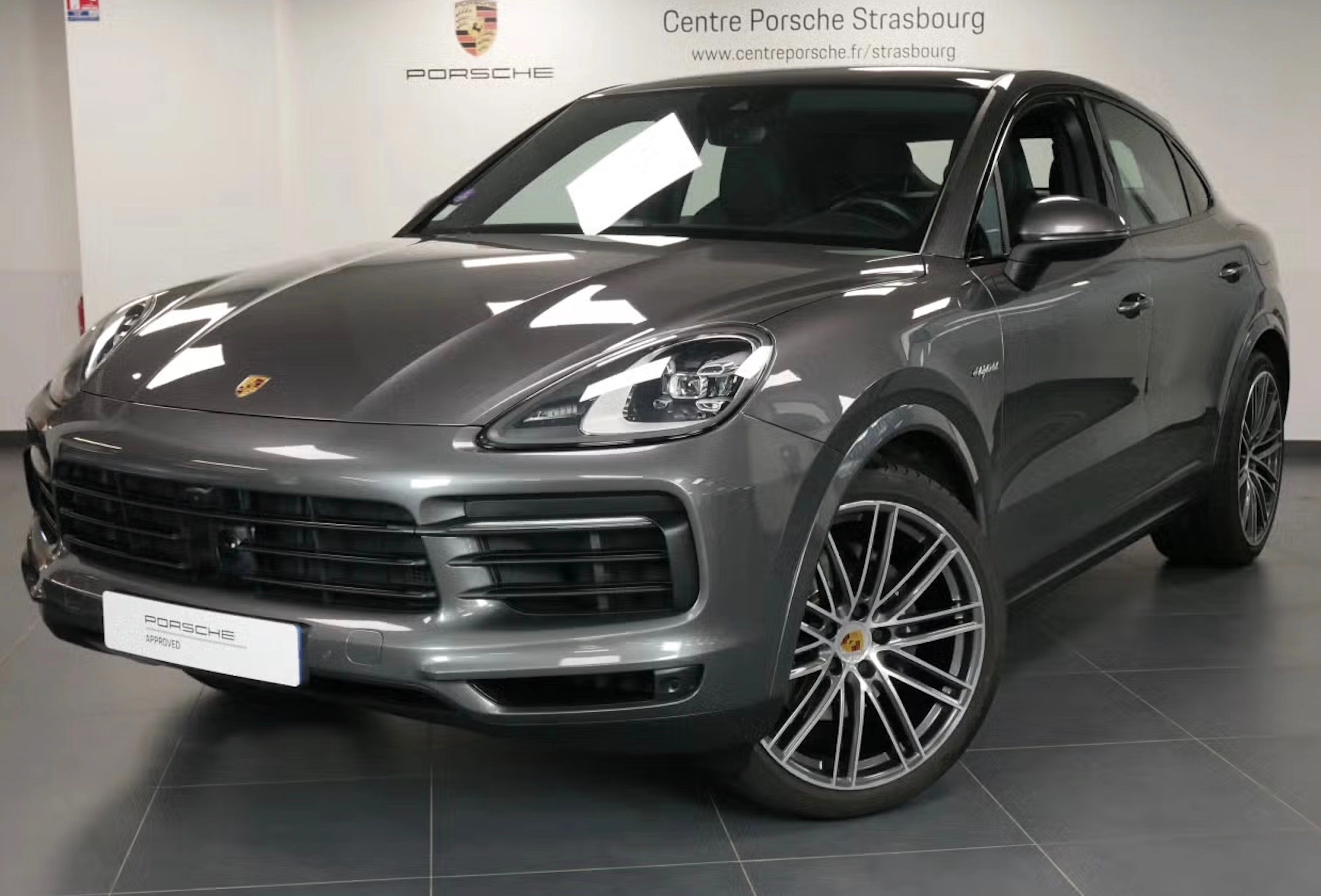 PORSCHE CAYENNE 4