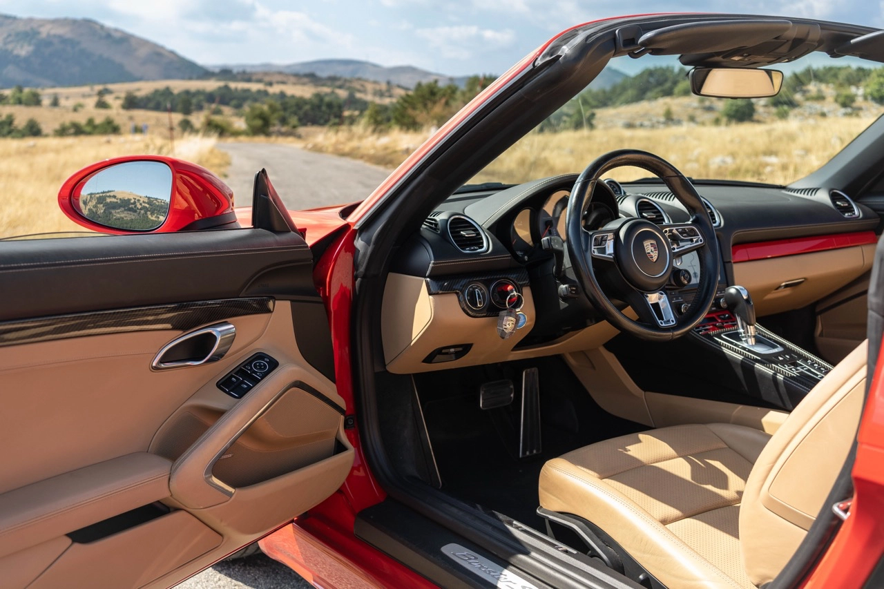 PORSCHE 718 Boxster S 6
