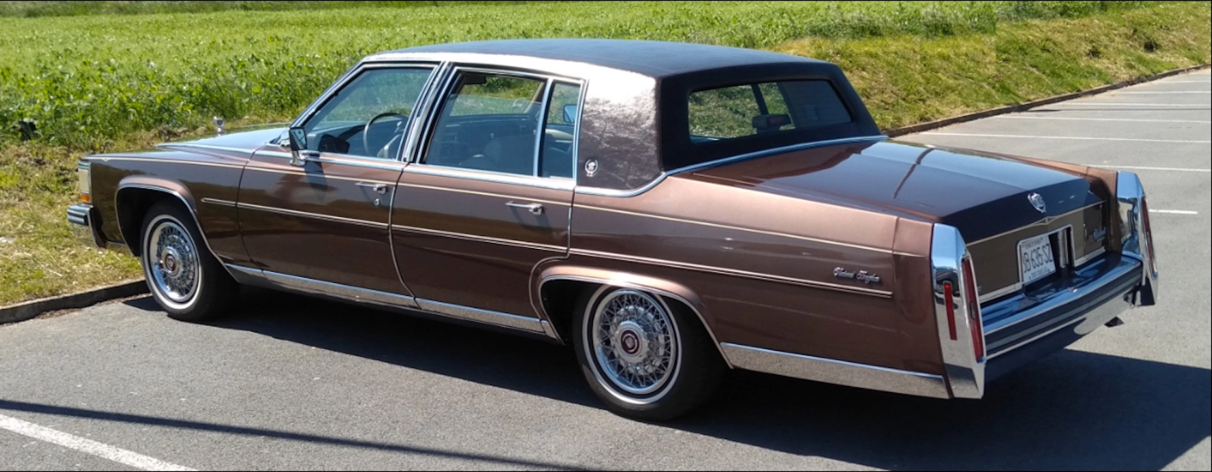 CADILLAC Fleetwood Brougham 3