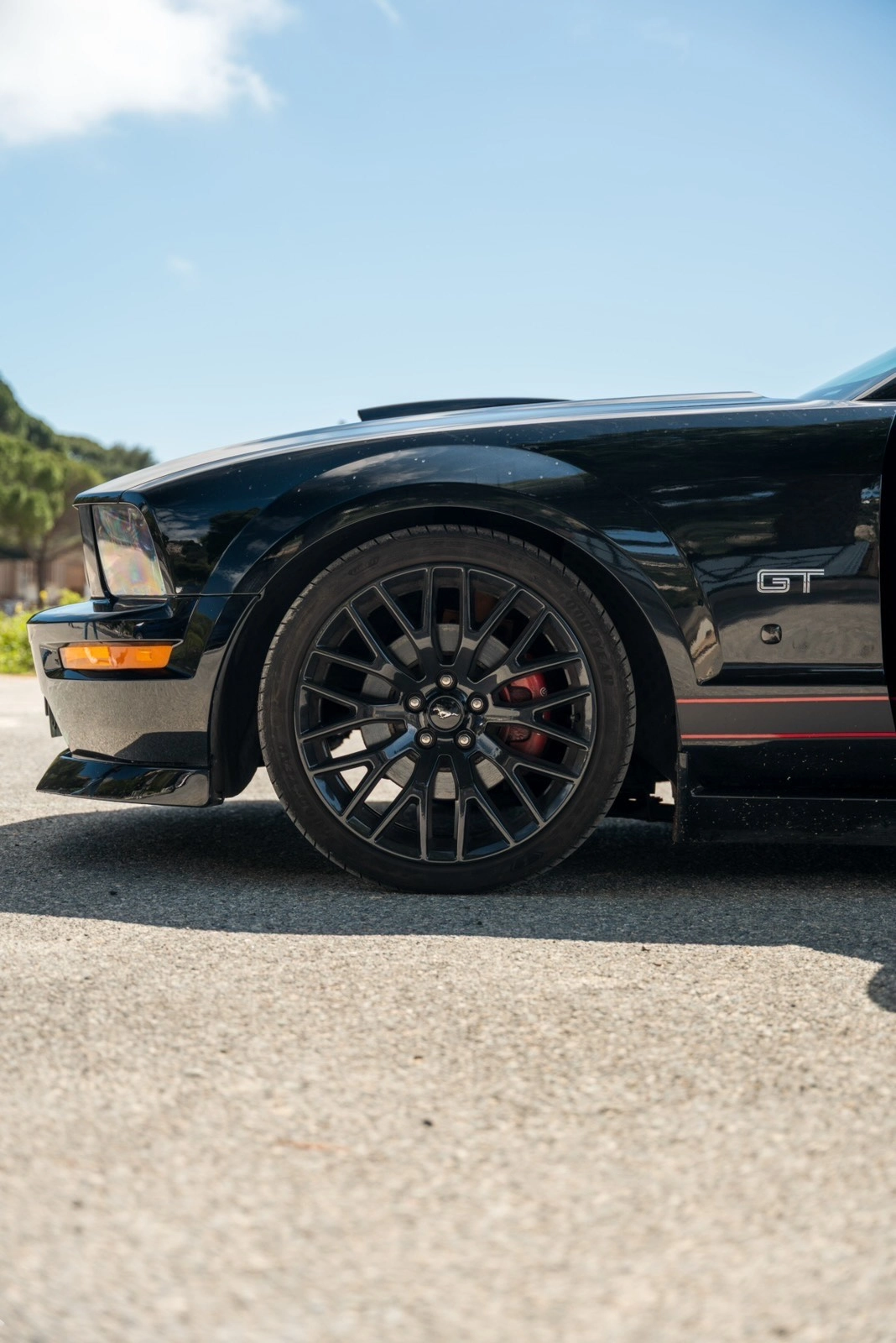 FORD MUSTANG GT 1