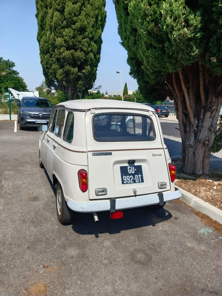 RENAULT 4L Savane 3
