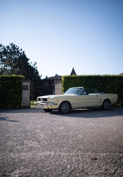 location FORD Mustang à Lège-Cap-Ferret