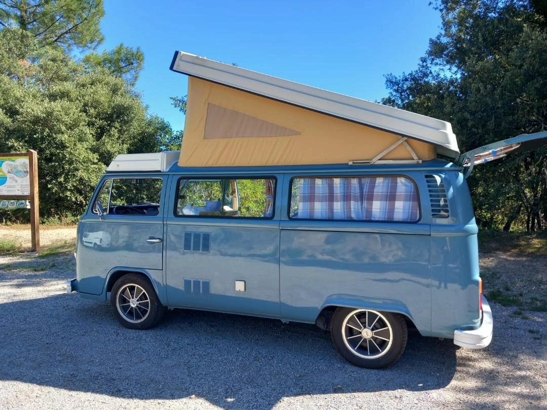 VOLKSWAGEN Combi Type 2 2