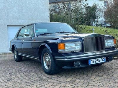 location ROLLS ROYCE RR Silver Spririt à Bordeaux