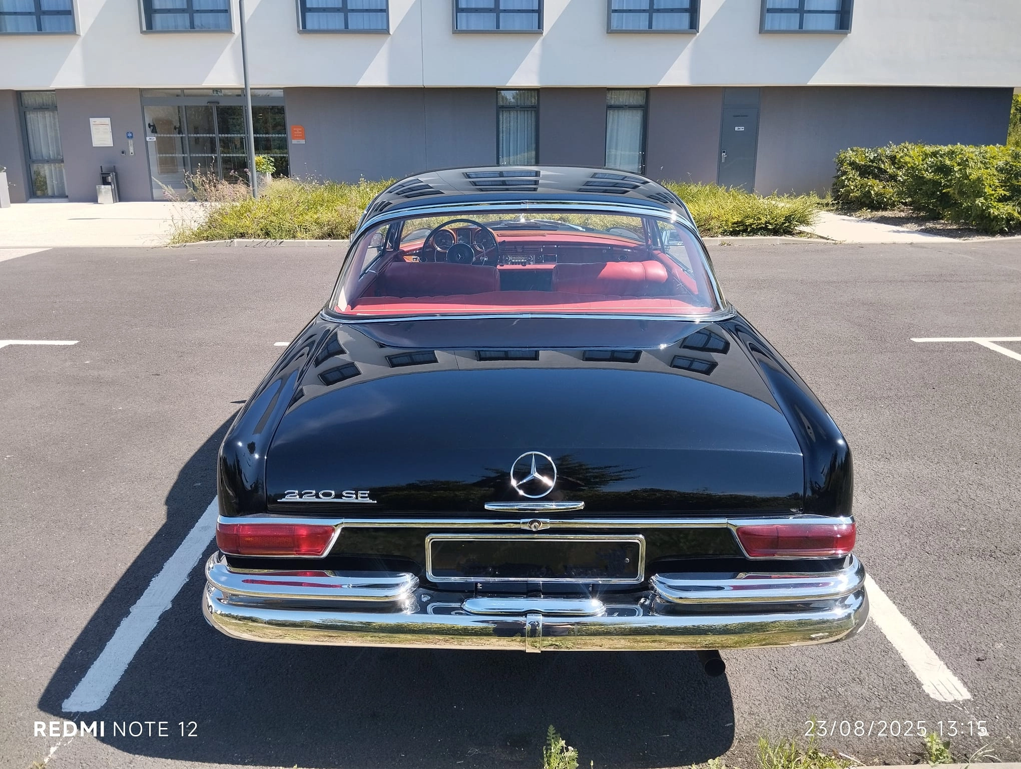 MERCEDES W111 coupé 220se 2