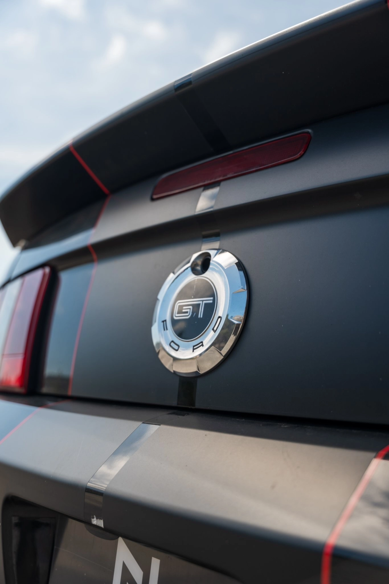 FORD MUSTANG GT 5