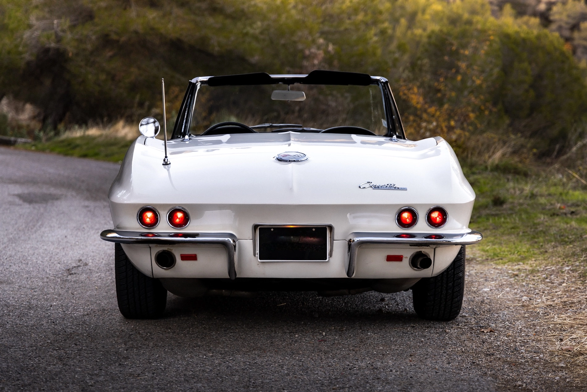 CHEVROLET Corvette C2 Stingray 8