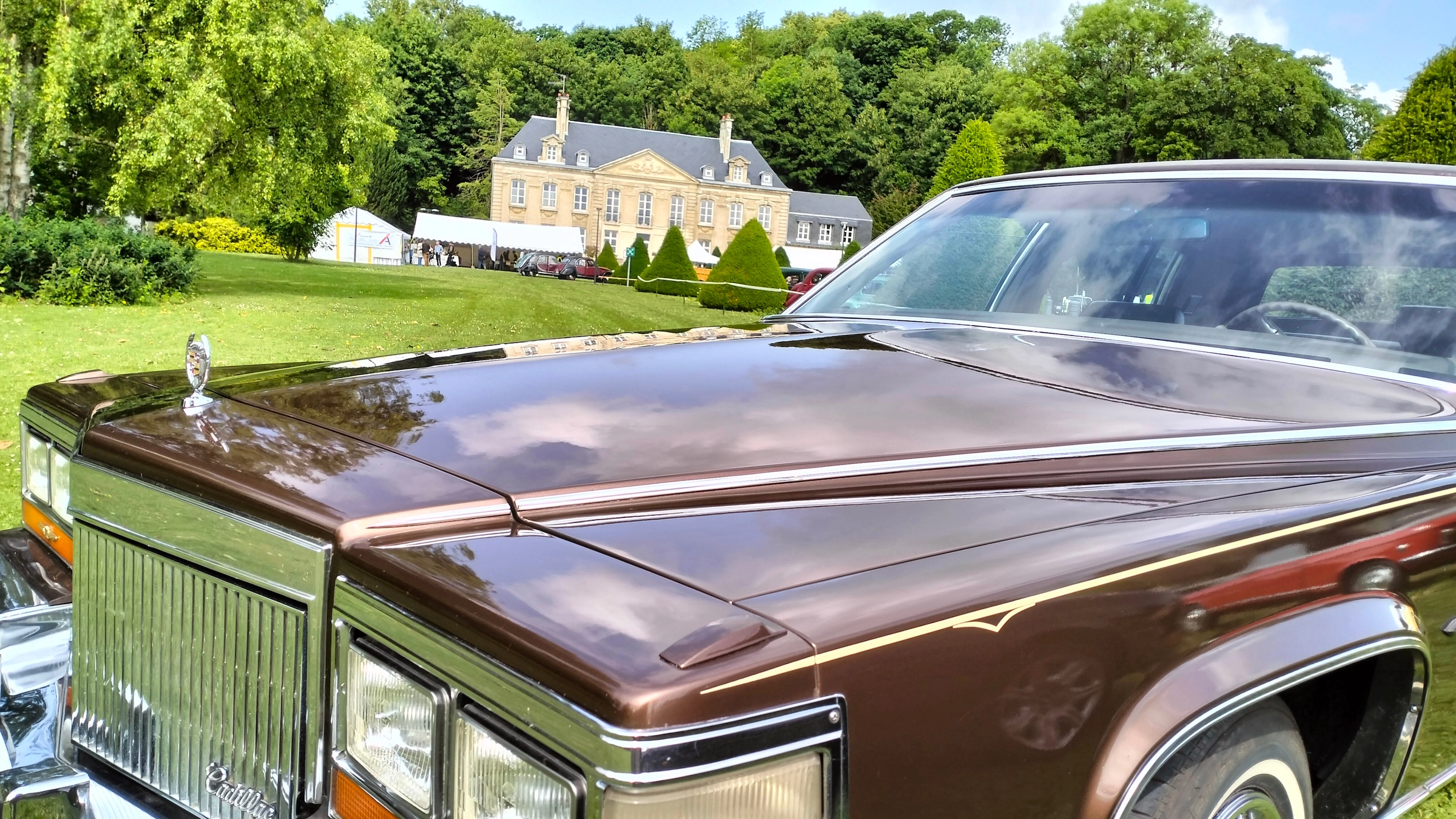 CADILLAC Fleetwood Brougham 7