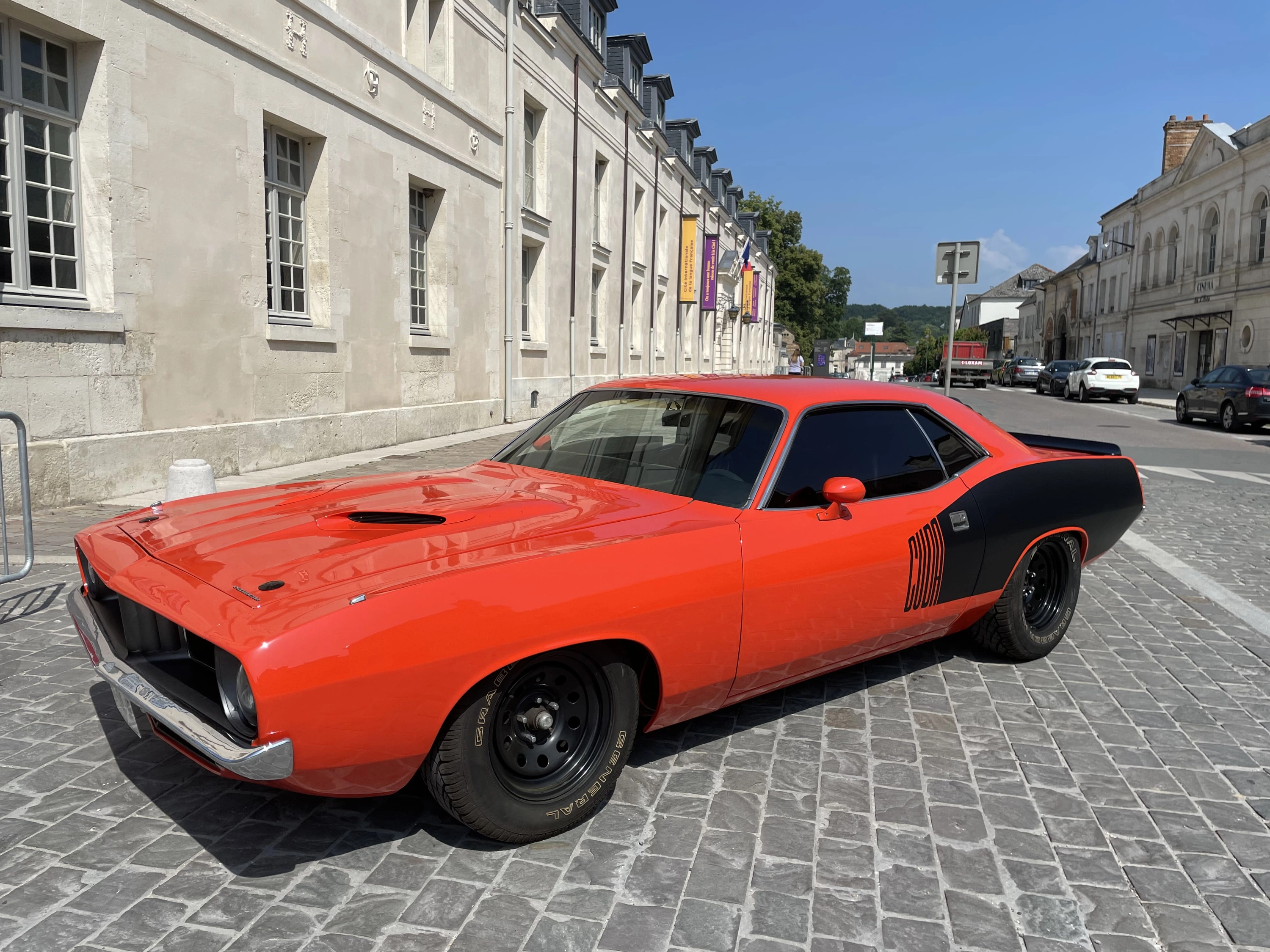 PLYMOUTH Barracuda 0