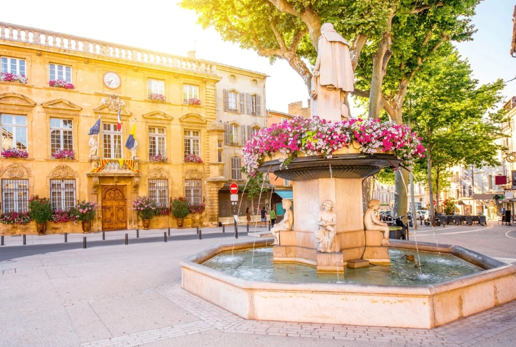 Location voiture ancienne Salon-de-Provence