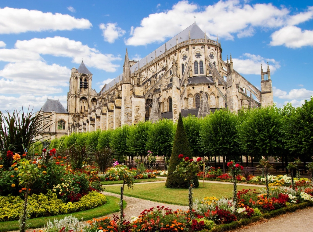 Location voiture ancienne Bourges