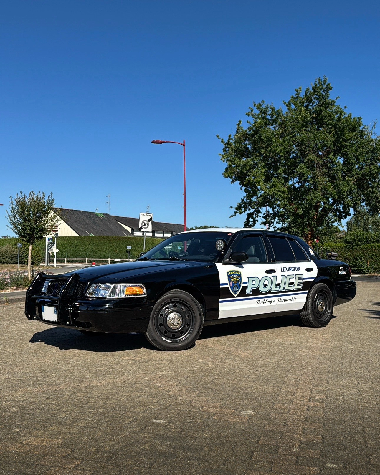 FORD Crown Victoria Police Interceptor 0