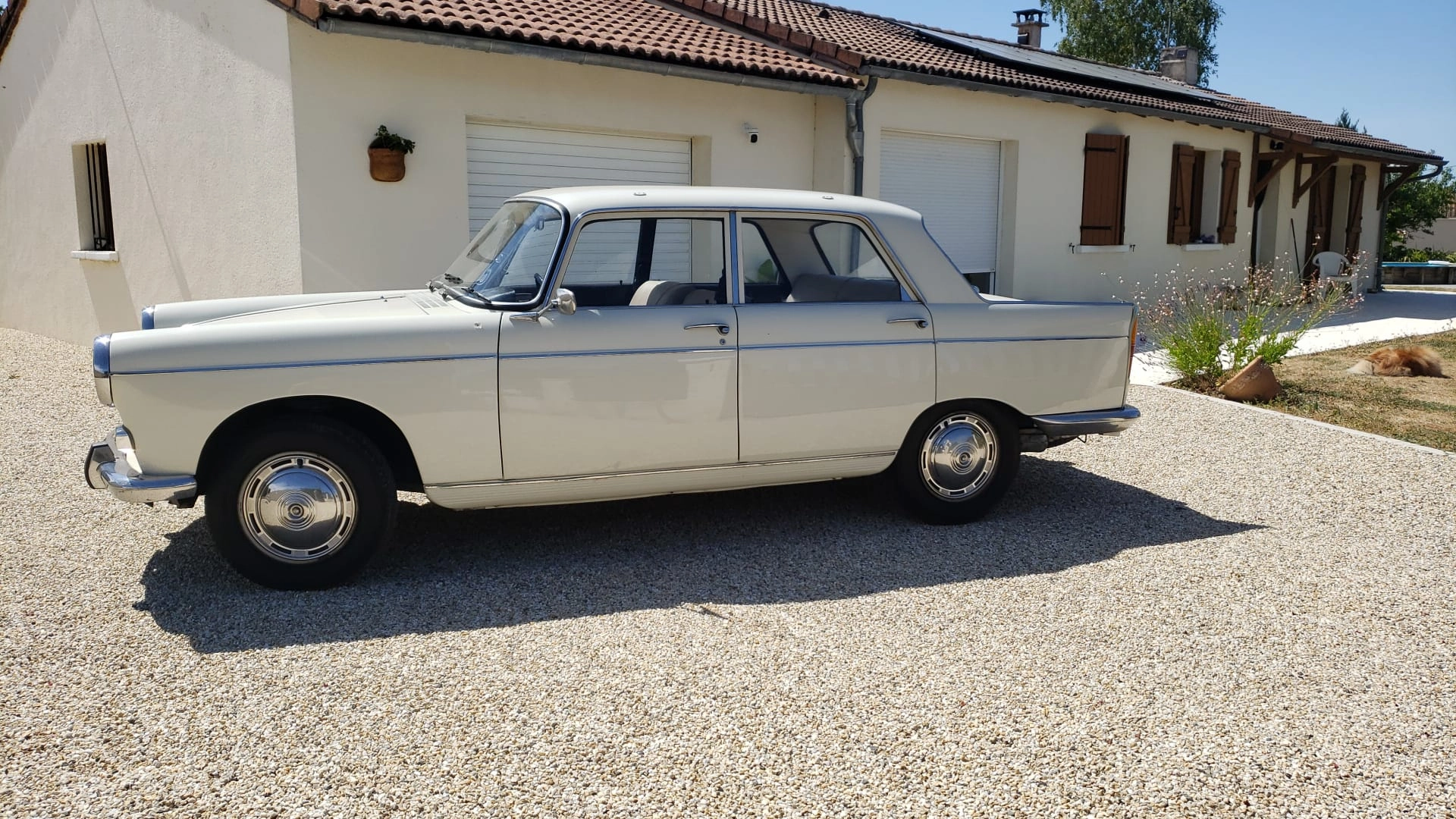 PEUGEOT 404 3