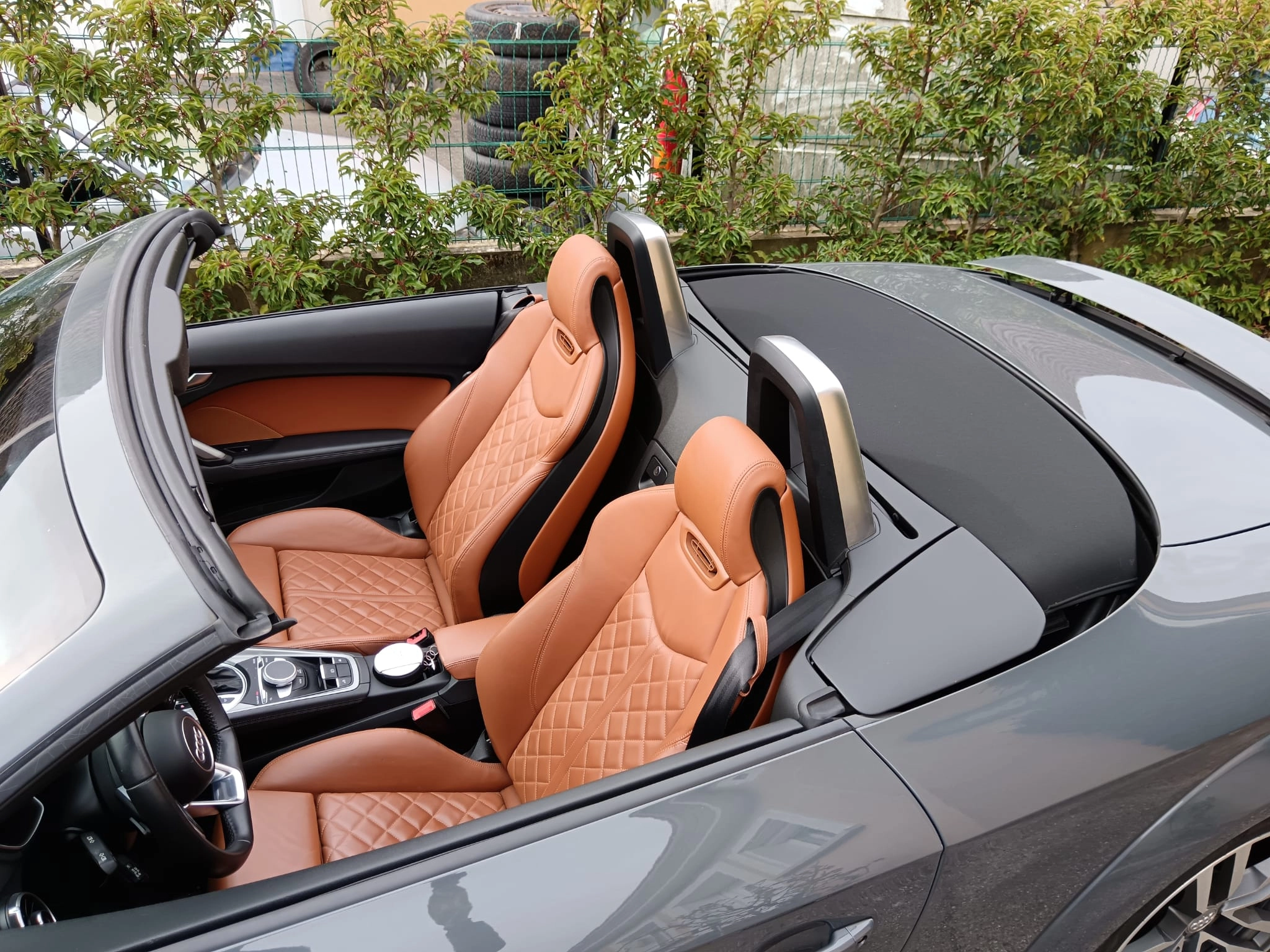 AUDI TT Roadster cabriolet 6