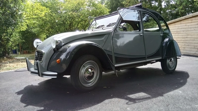 location CITROEN 2cv à Pont-Réan (Guichen)