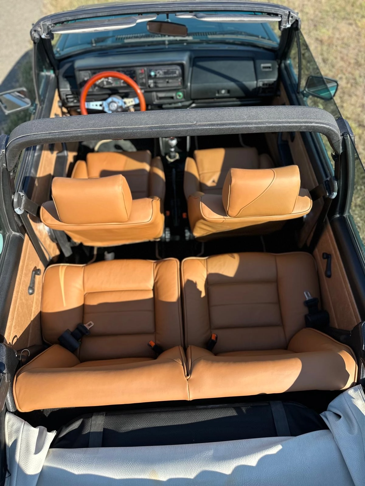 VOLKSWAGEN Golf1 Cab 1