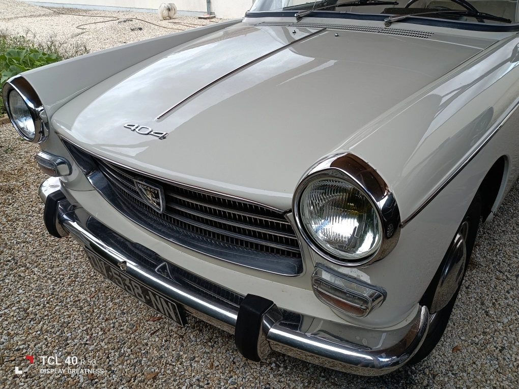 PEUGEOT 404 1