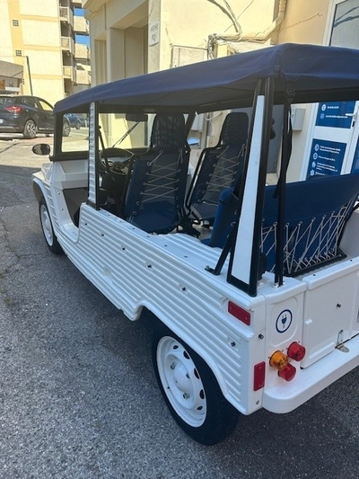 location CITROEN  Mehari "LA MEDITERANNEENNE" à Nice