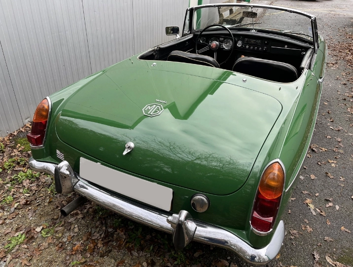 MG MGB roadster 1
