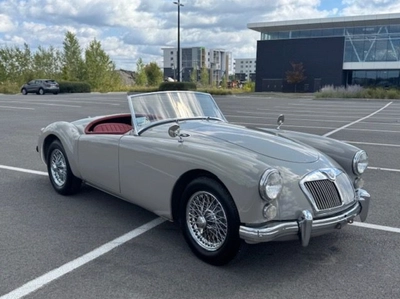 location MG MGA à Bordeaux